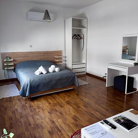 Lovely Studio Apartment In Pafos Esterno foto